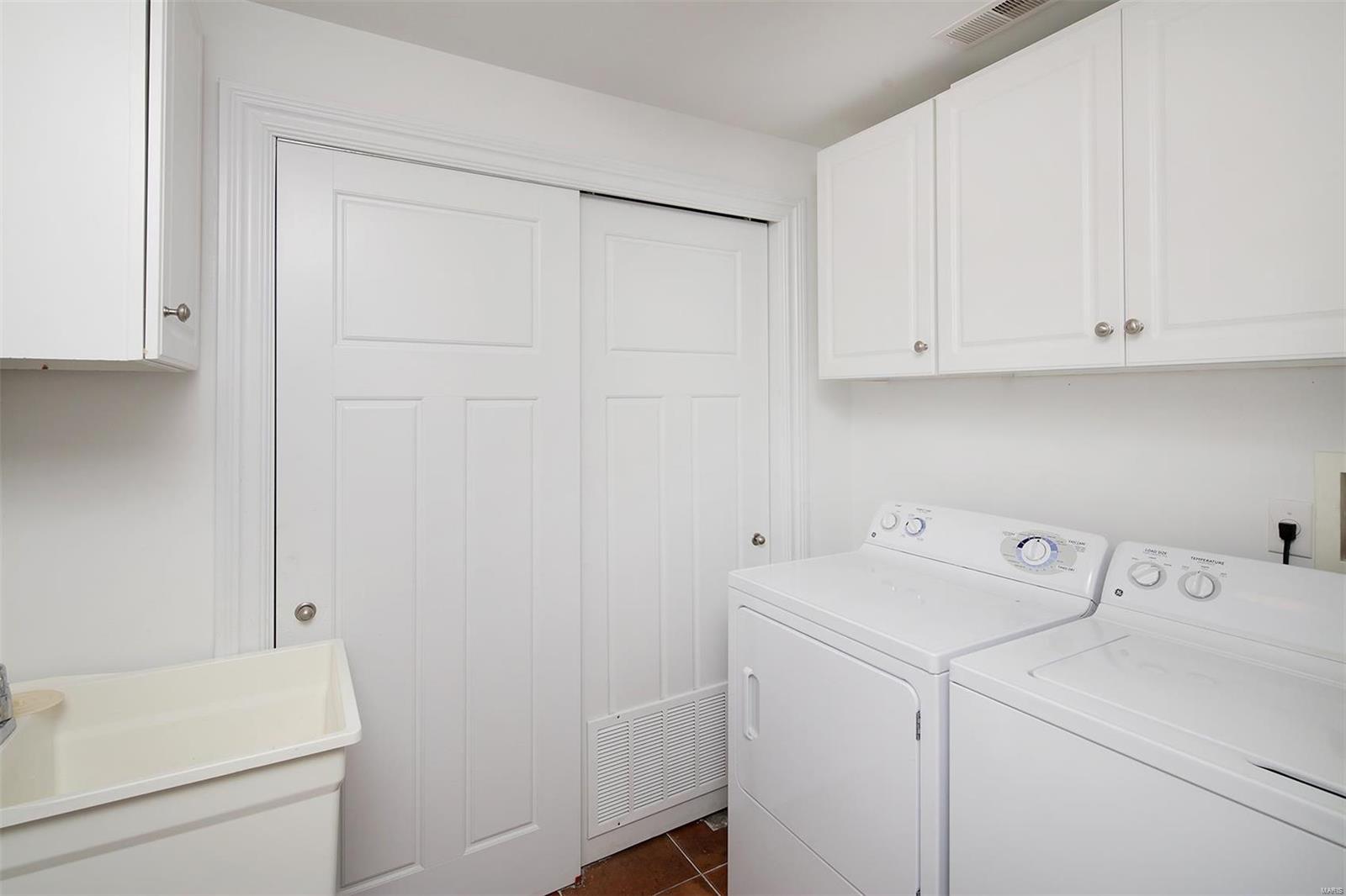 Brighton ll Condominium - Residential