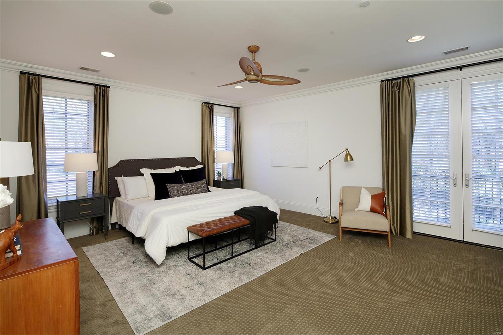 Brighton ll Condominium - Residential