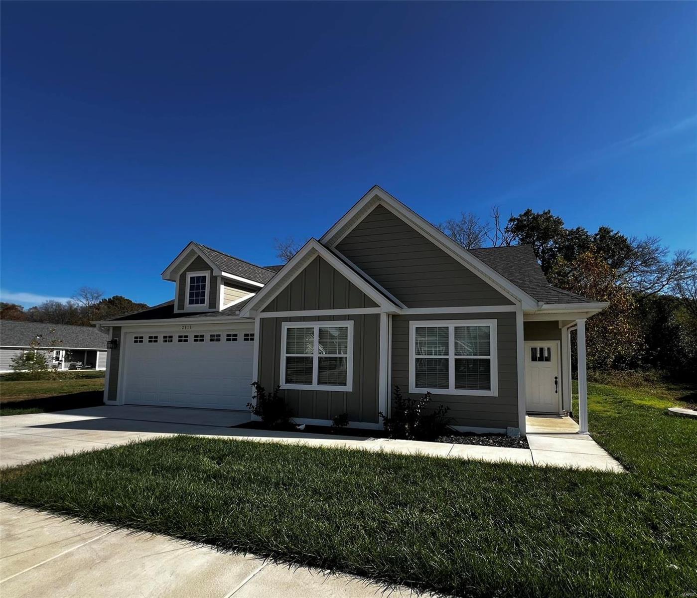 2111 Esker Trail