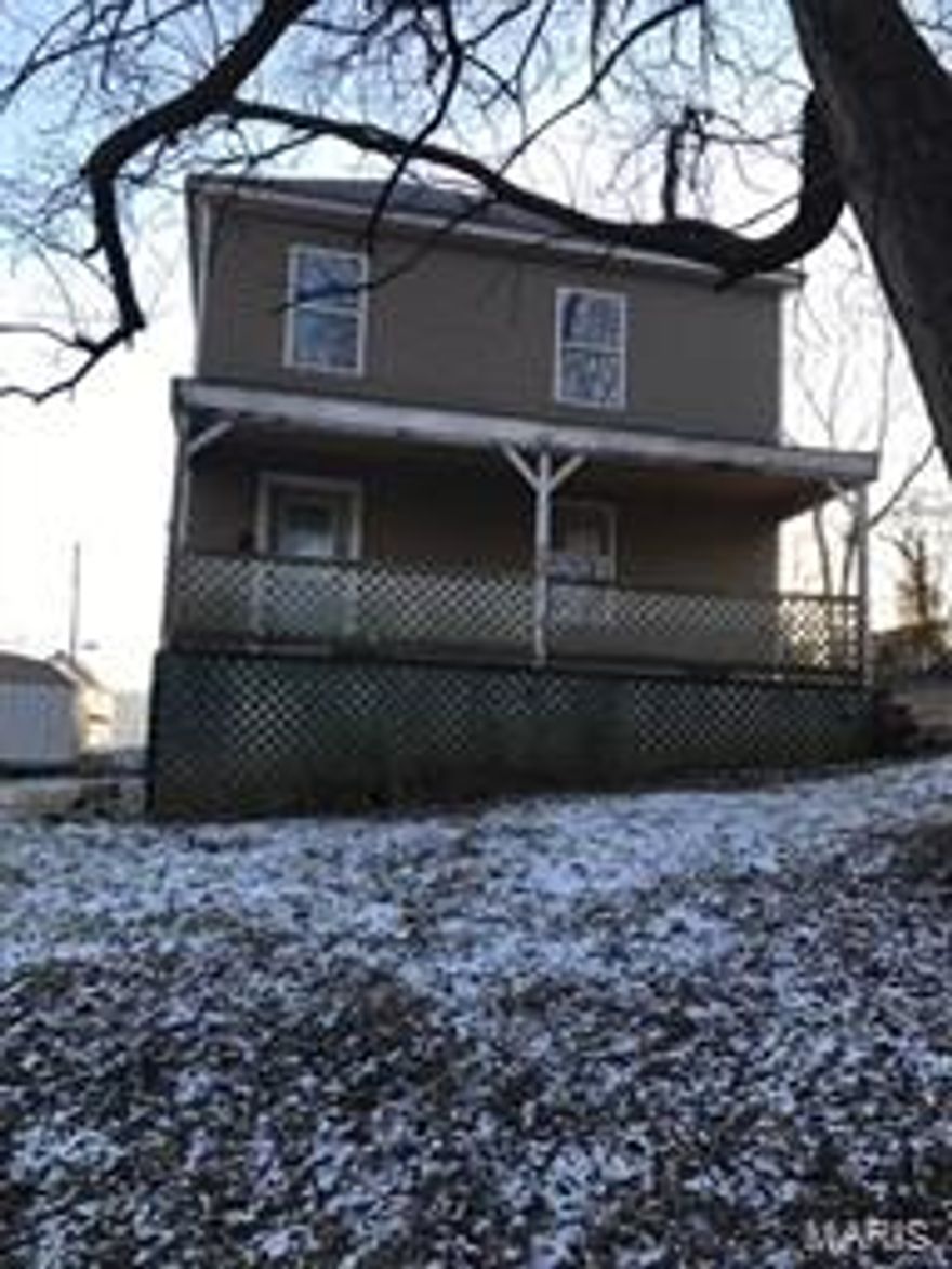 Charming 2 story country style home.  This cute 3 bedroom 2 bath has updated kitchen counter tops and cabinetry as well as a remodeled upstairs master bath with the modern amenities.  Large living and dining room shows lots of space to grow.  Level back yard with an area to park making it an easy access.  Within walking distance of parks, restaurants, shopping, and more.  Right in the heart of town you aren't very far from much of anything. SpecialListingConditions: Foreclosure