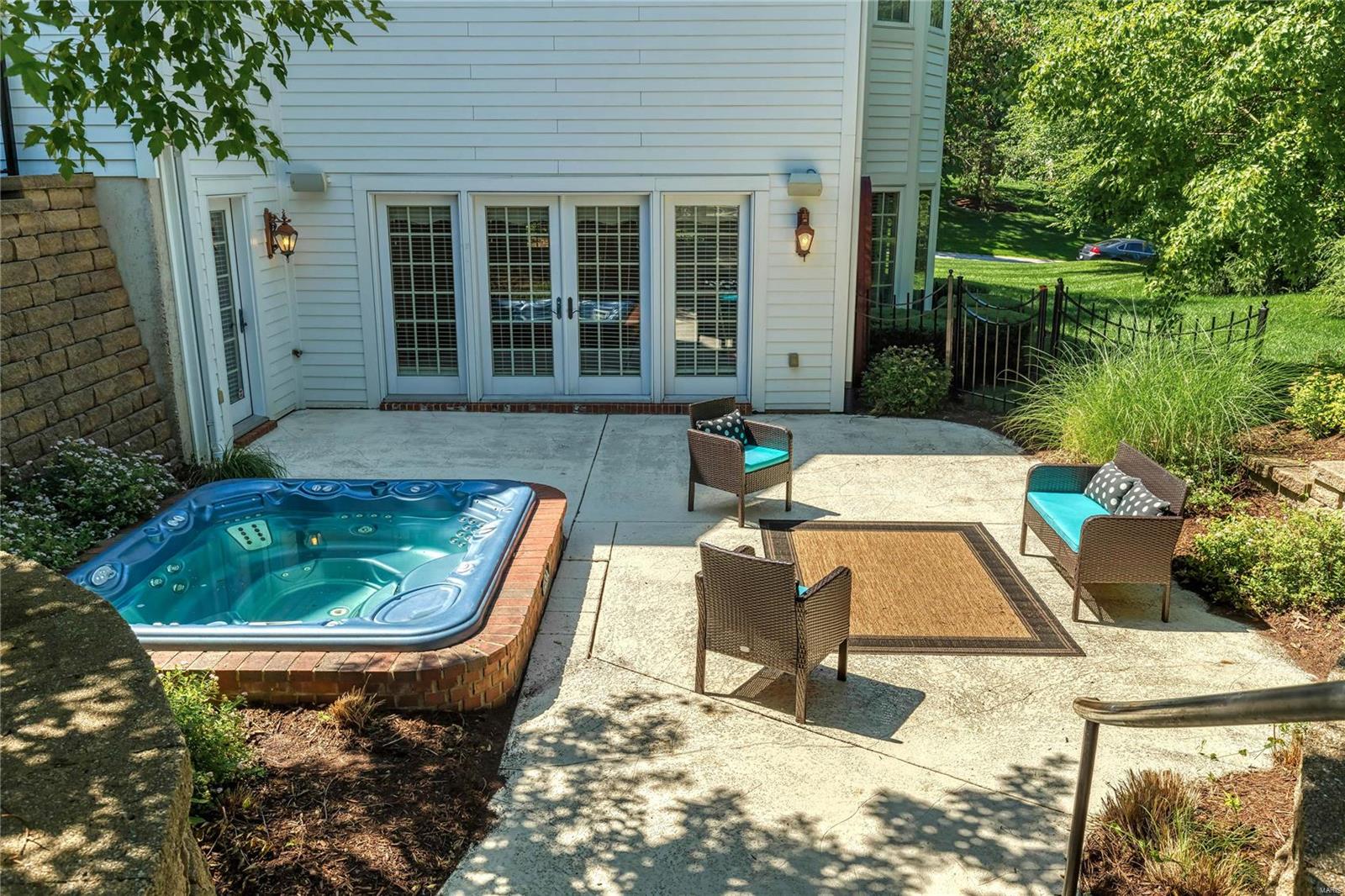 Williamsburg Estate - Residential