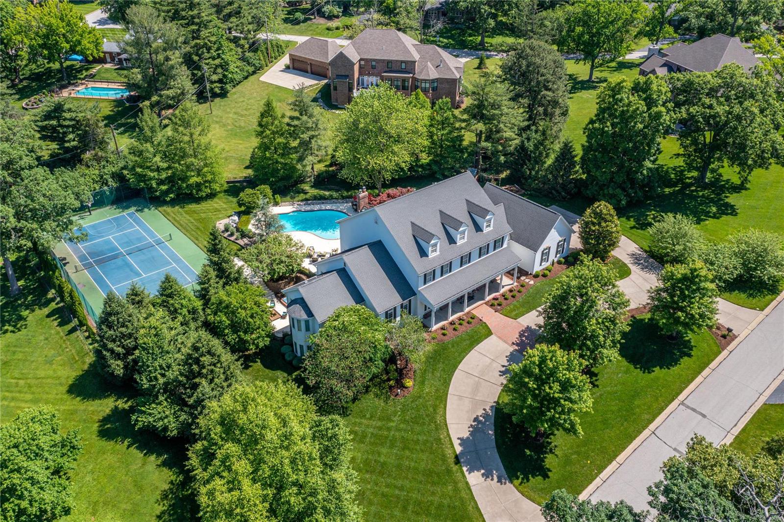 Williamsburg Estate - Residential