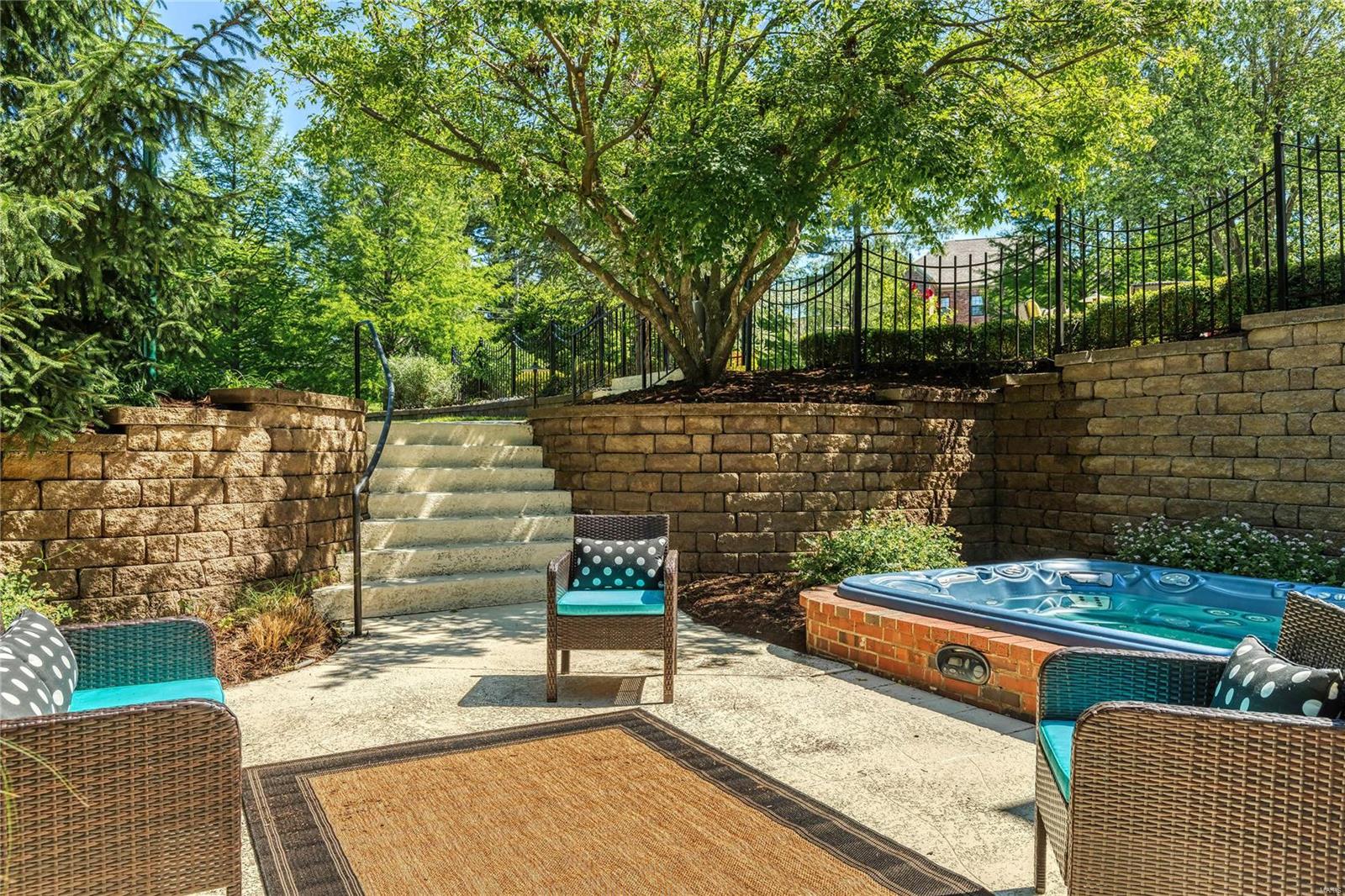 Williamsburg Estate - Residential