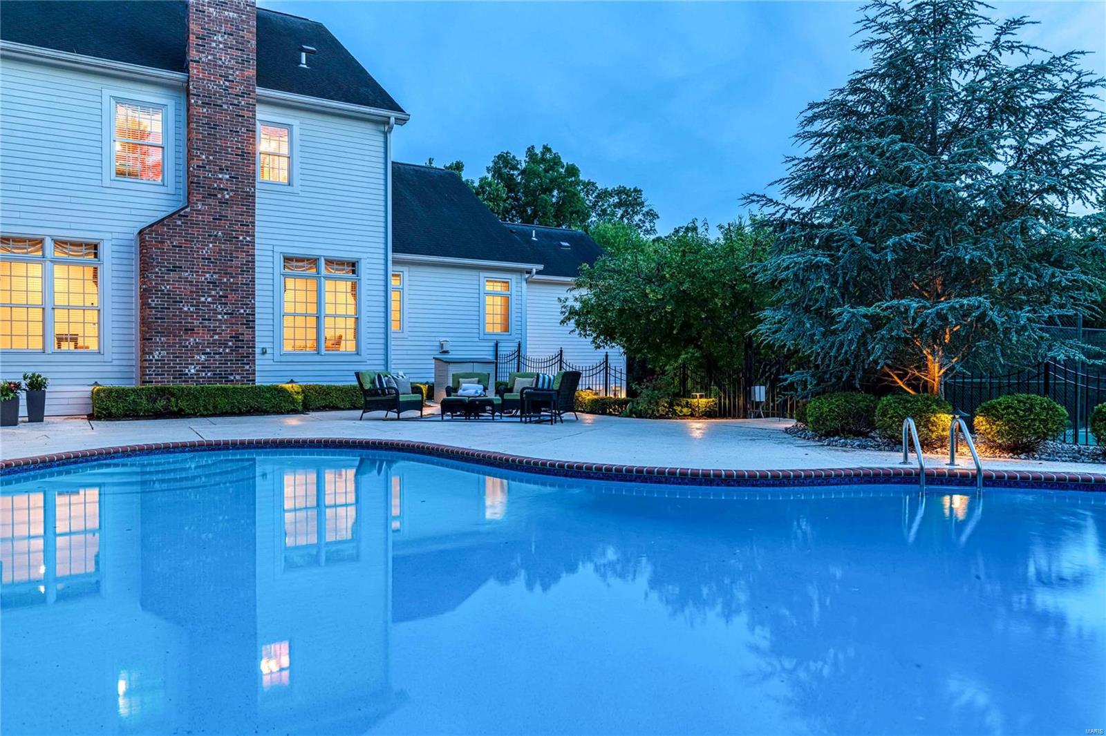 Williamsburg Estate - Residential