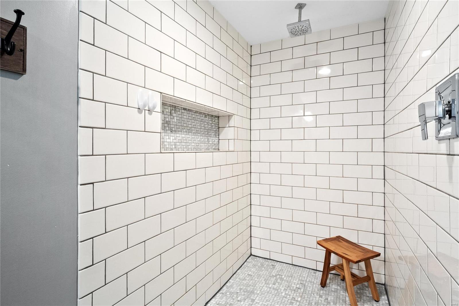 Berkley Manor 8 - Residential