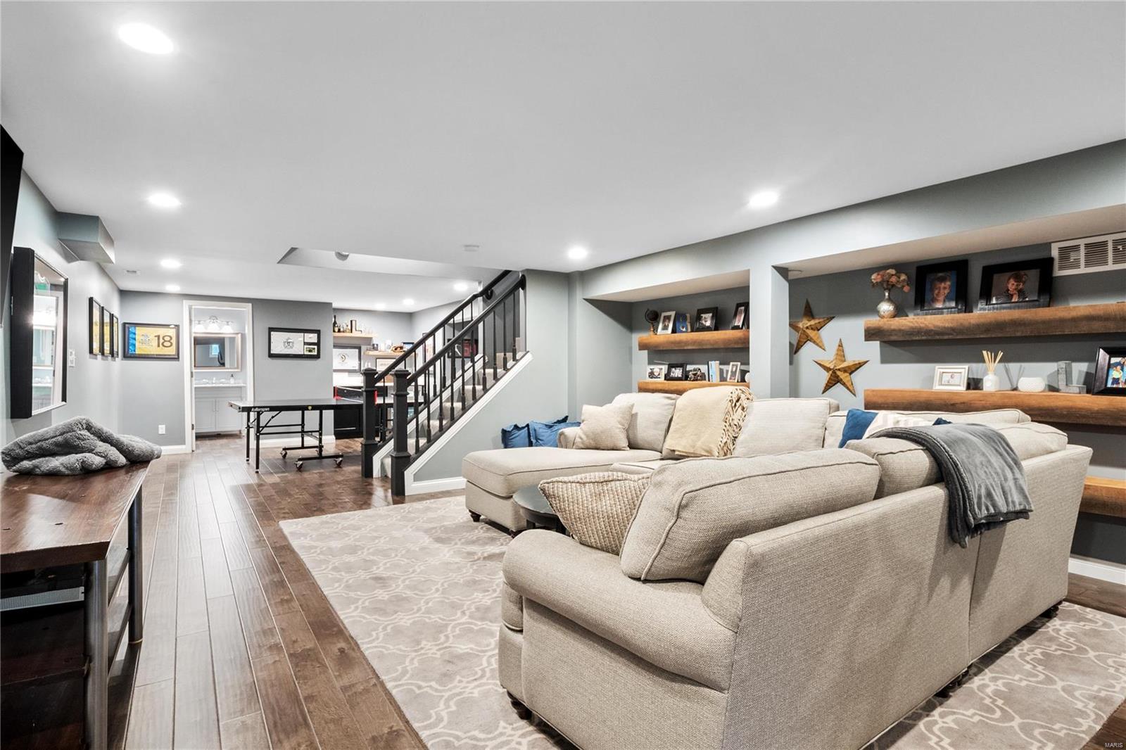 Berkley Manor 8 - Residential