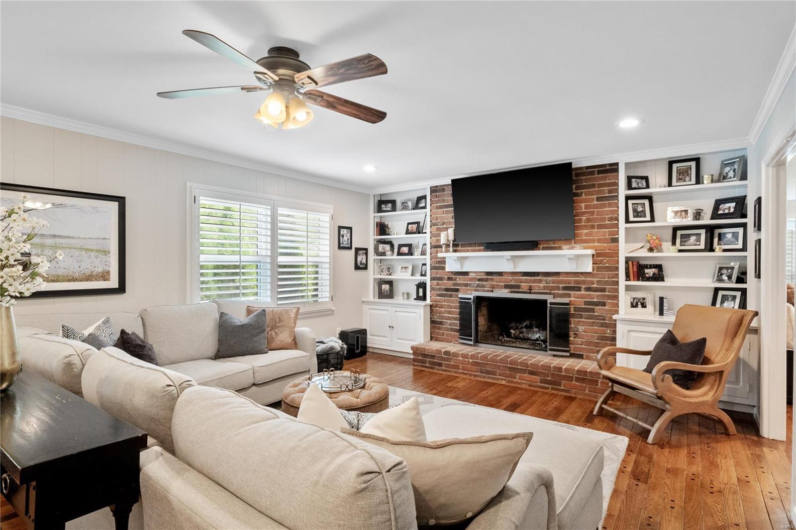 Berkley Manor 8 - Residential