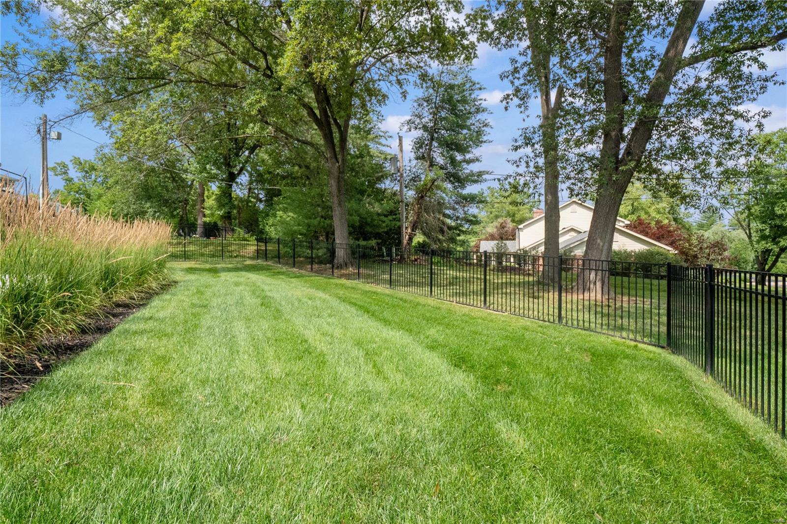 Berkley Manor 8 - Residential