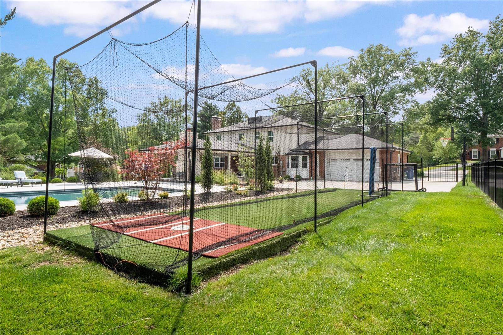 Berkley Manor 8 - Residential