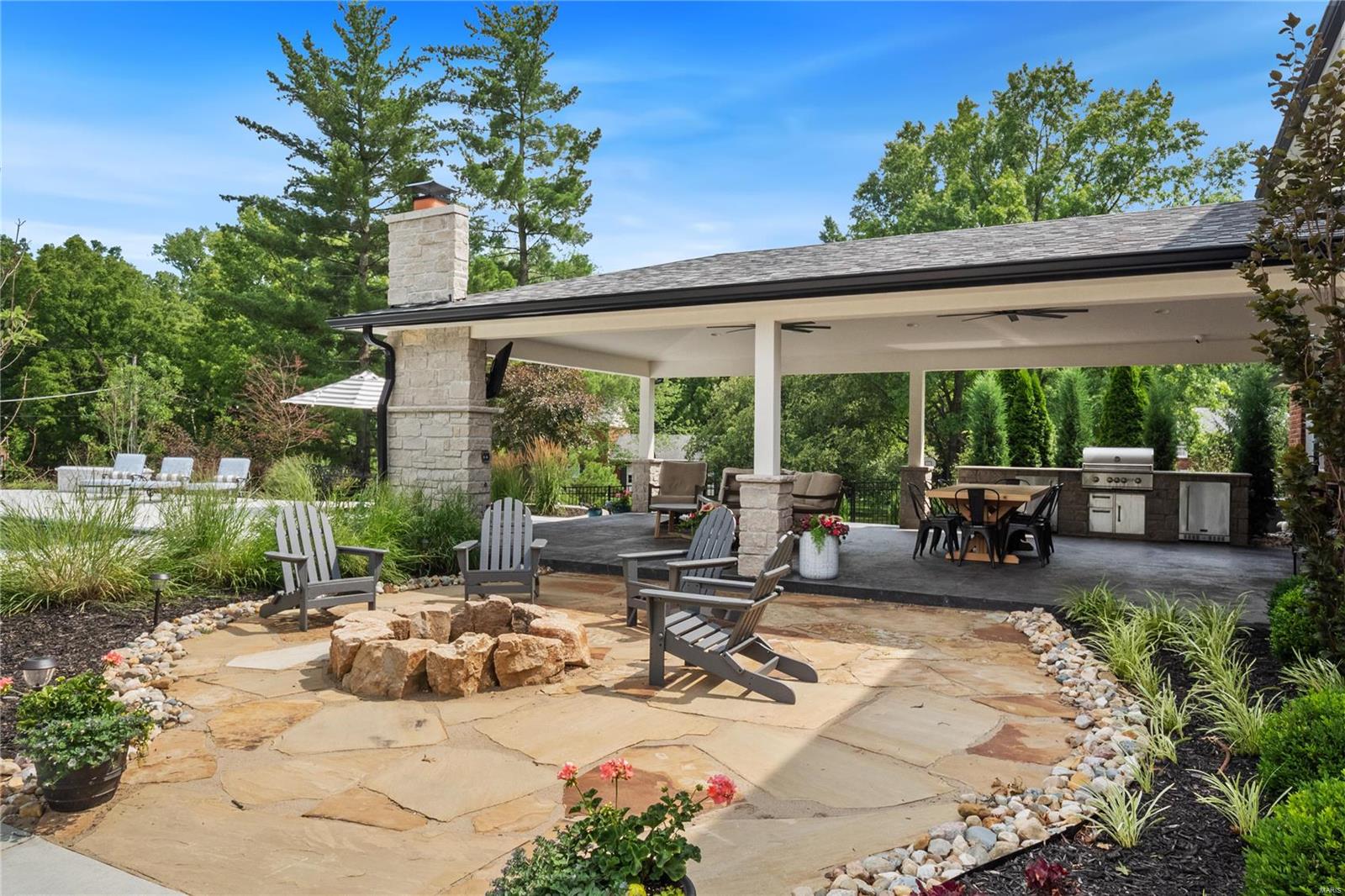 Berkley Manor 8 - Residential