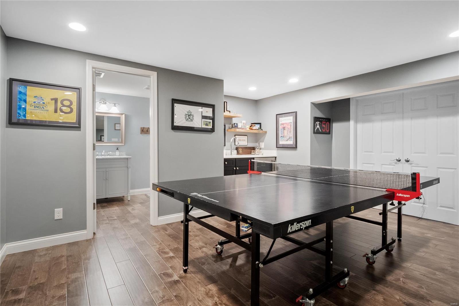 Berkley Manor 8 - Residential