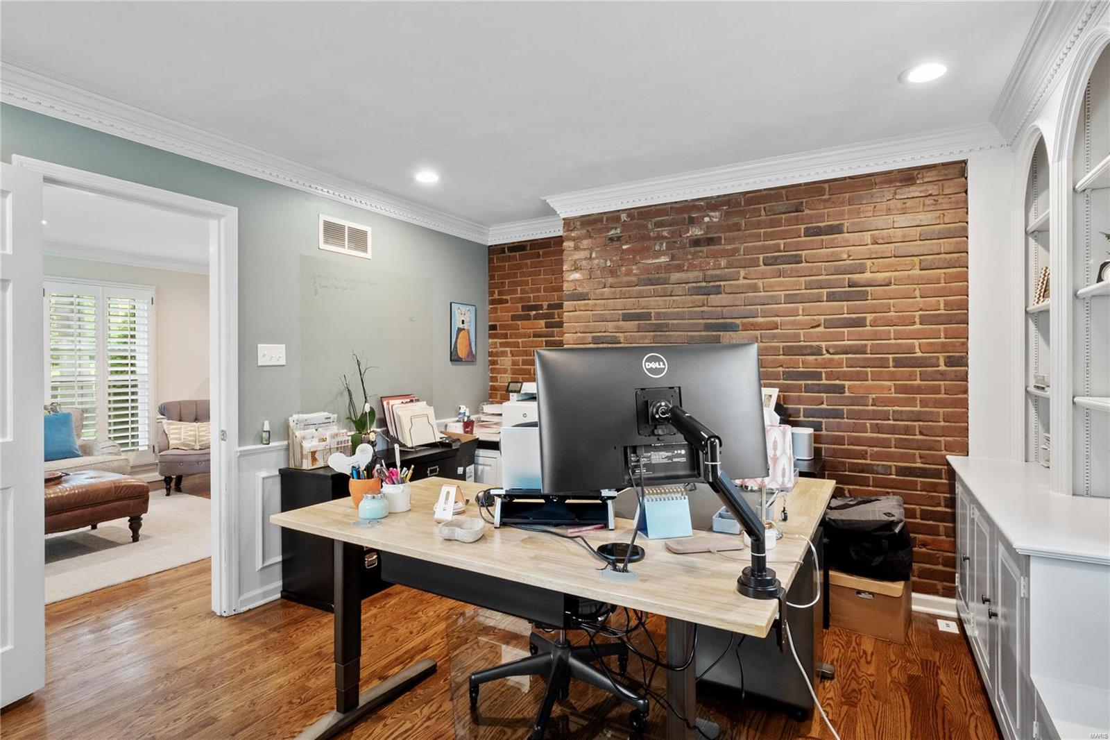 Berkley Manor 8 - Residential