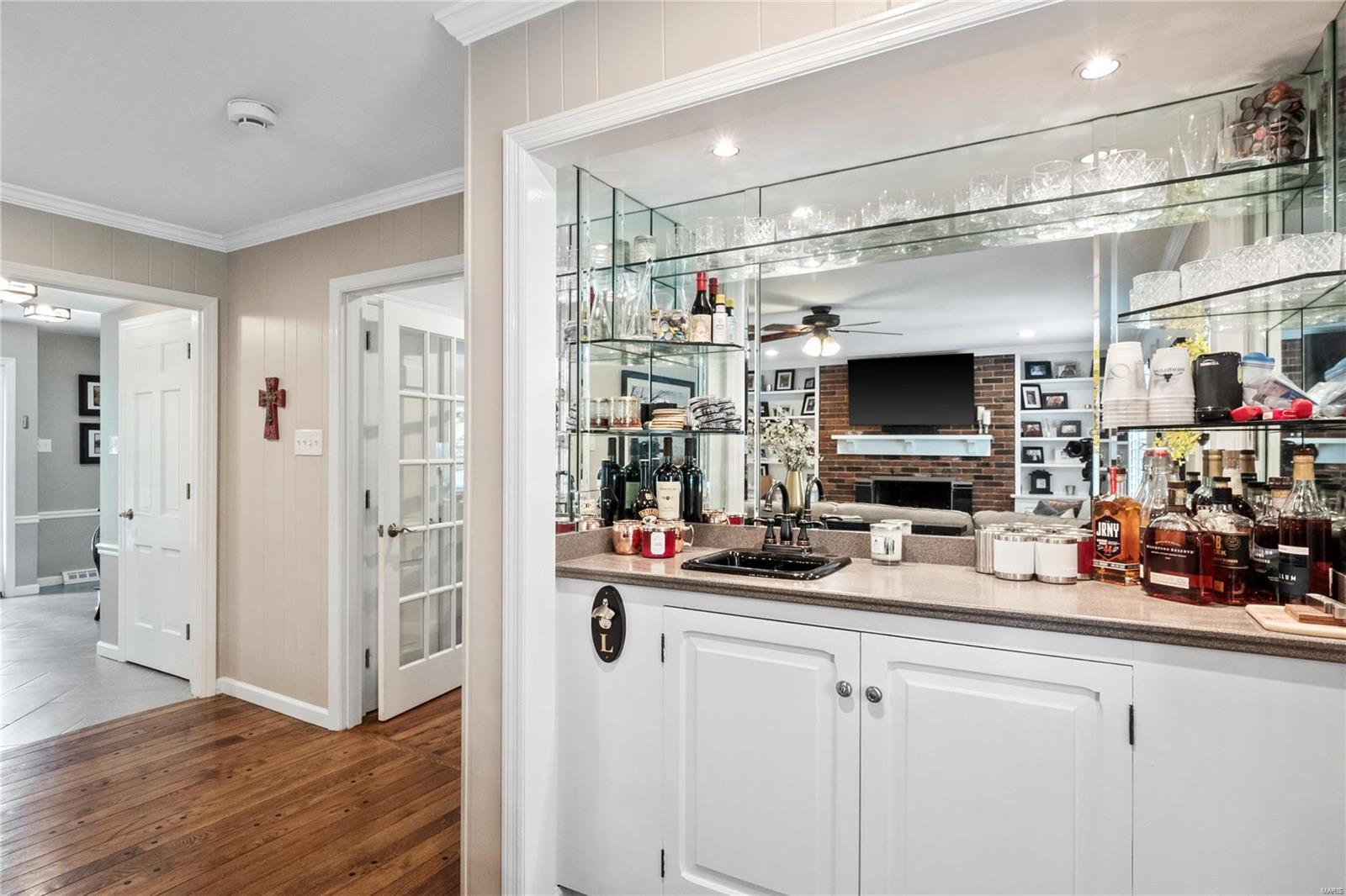 Berkley Manor 8 - Residential