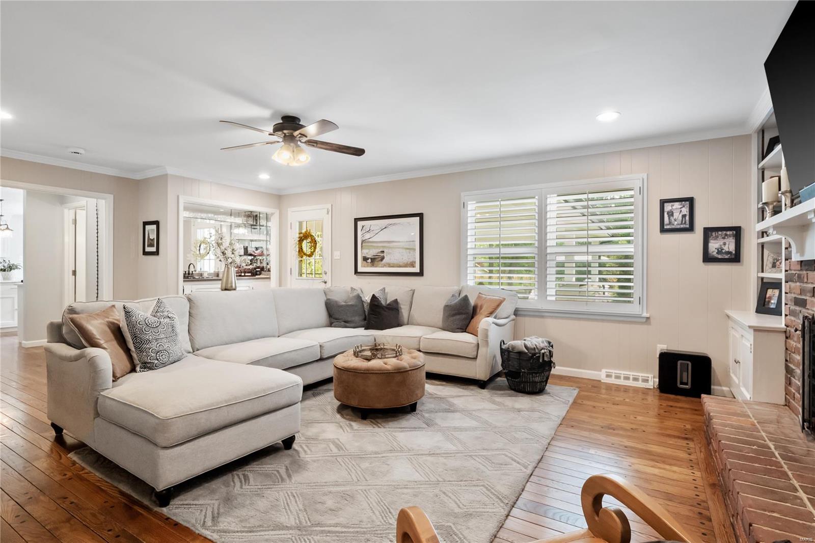 Berkley Manor 8 - Residential