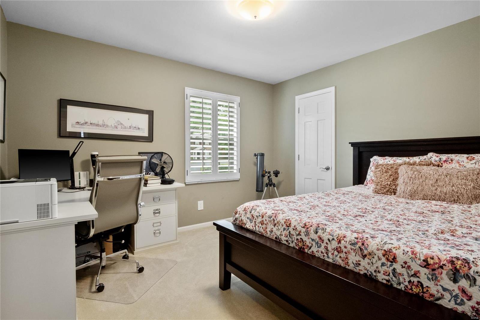 Berkley Manor 8 - Residential