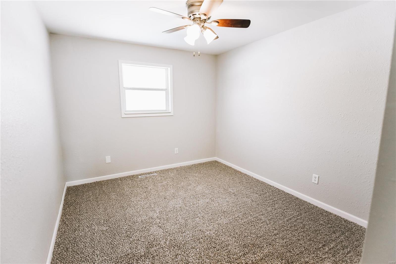 Lynna Heights - Residential