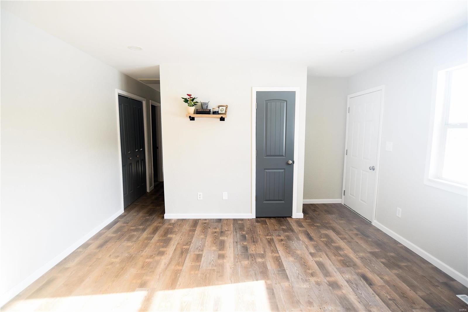 Lynna Heights - Residential