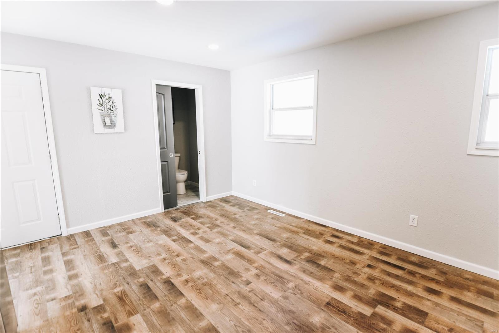 Lynna Heights - Residential