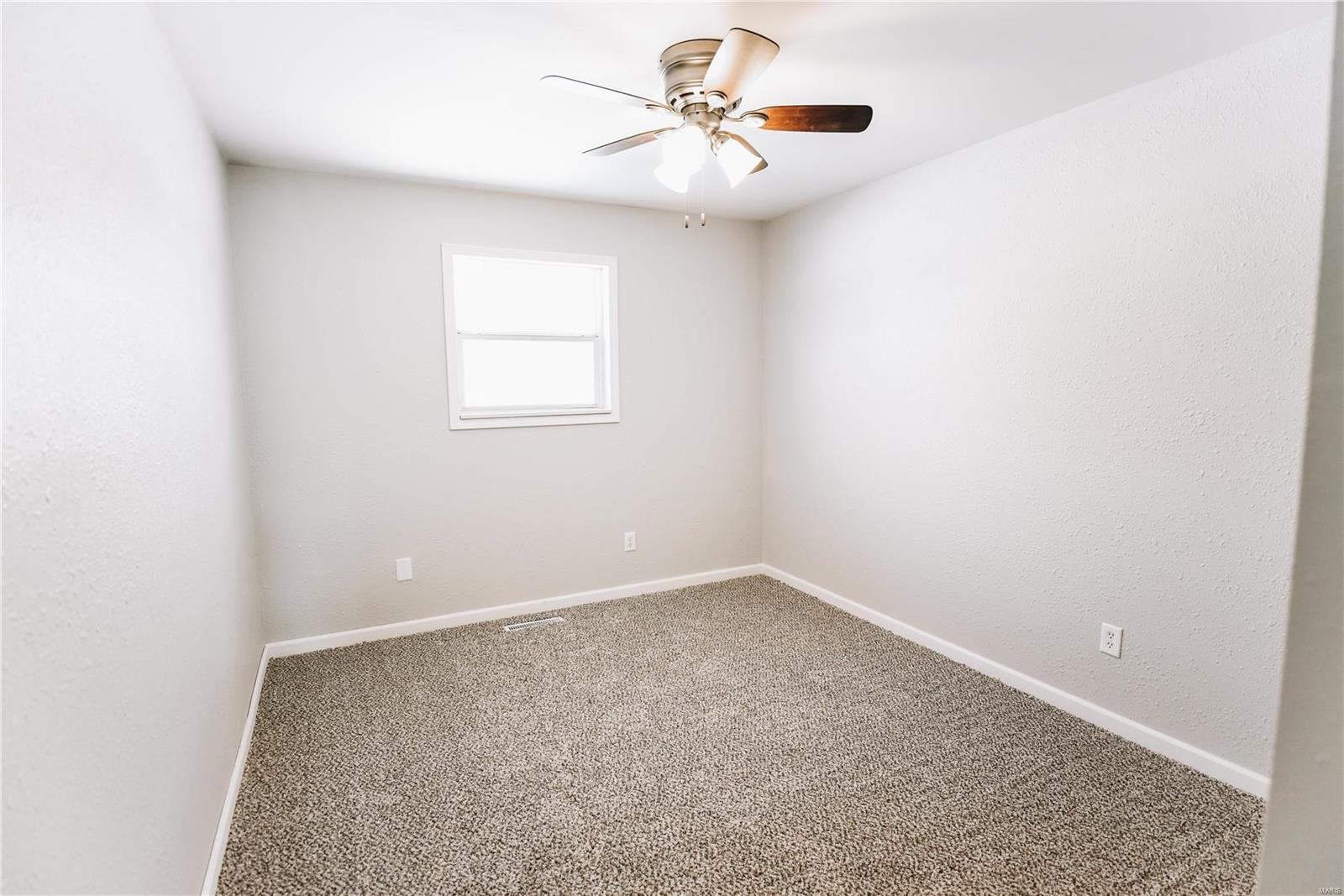 Lynna Heights - Residential