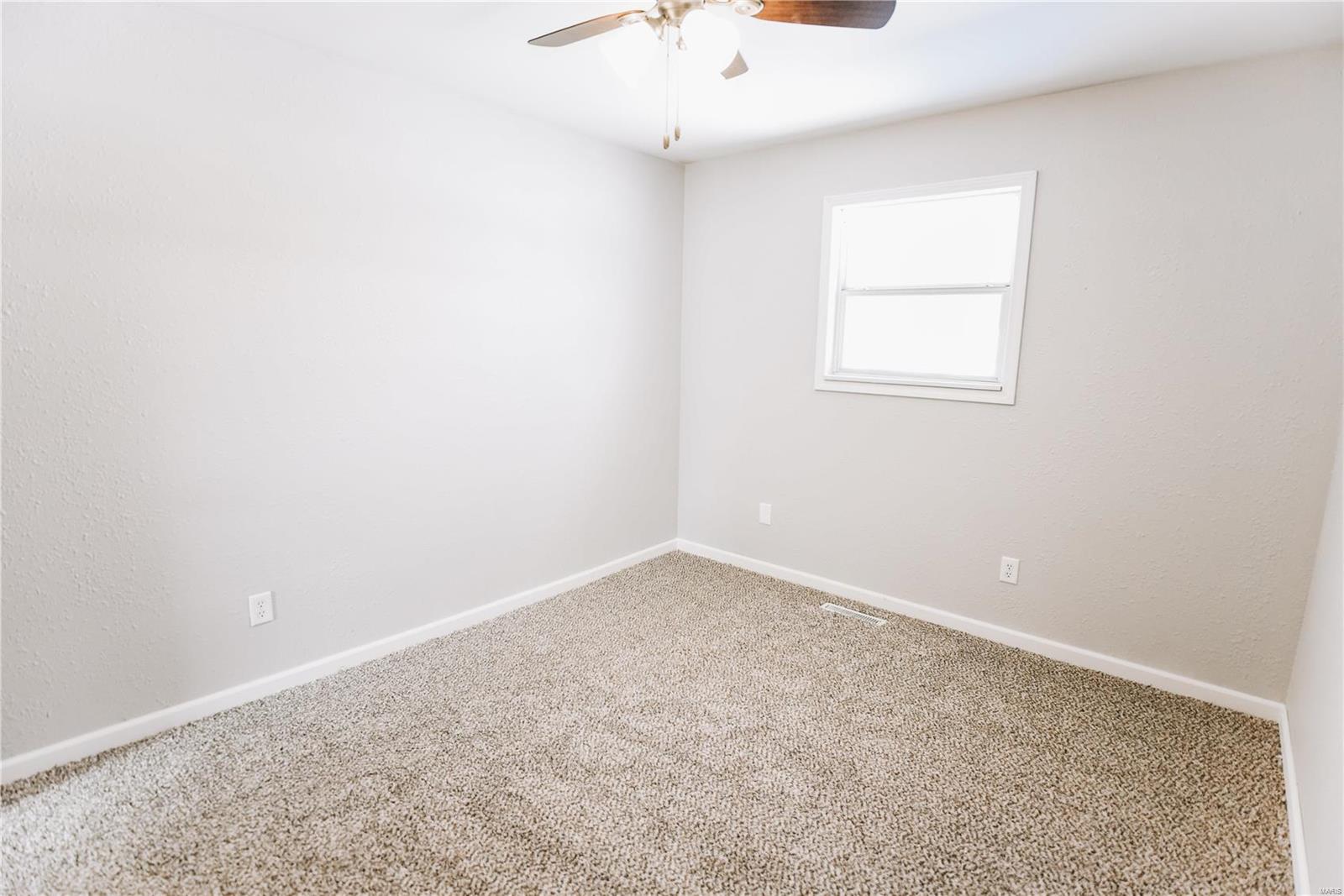 Lynna Heights - Residential