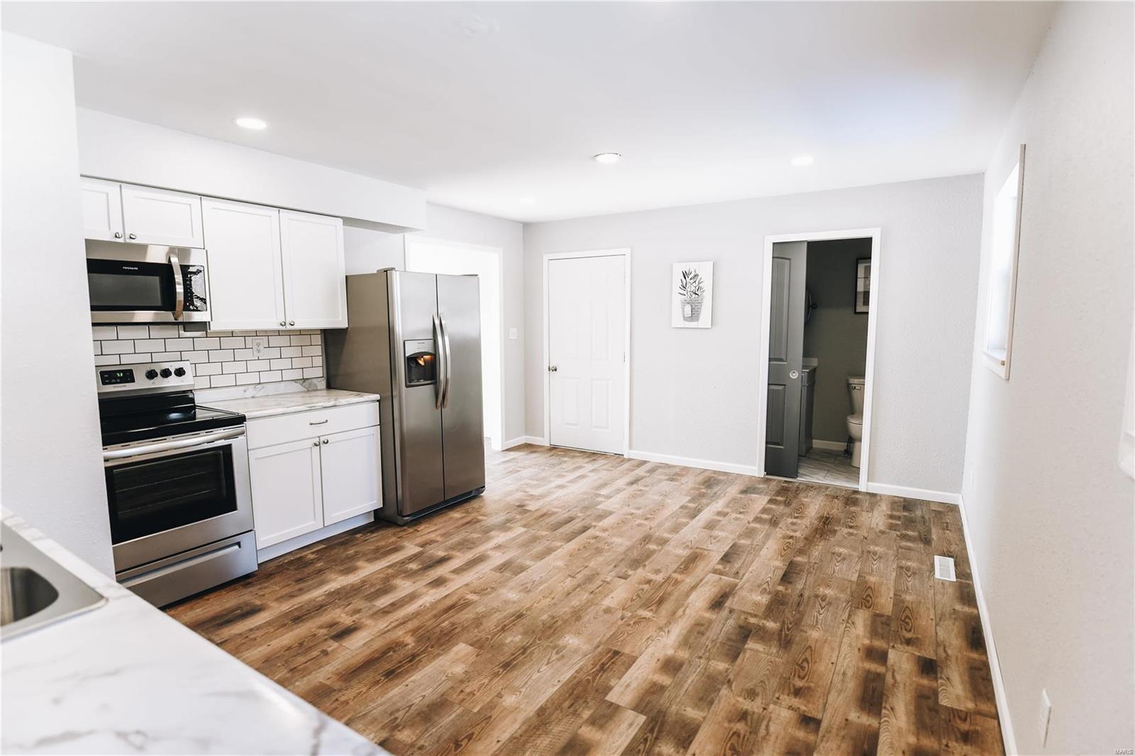 Lynna Heights - Residential