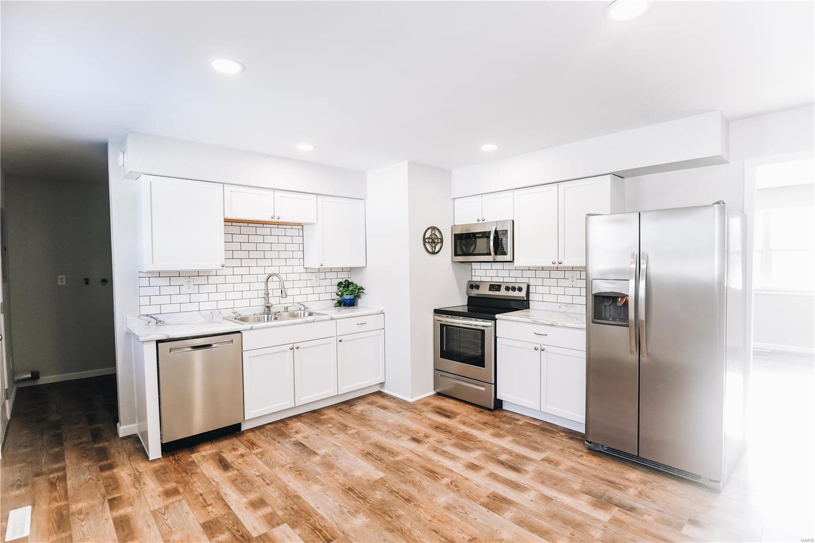 Lynna Heights - Residential