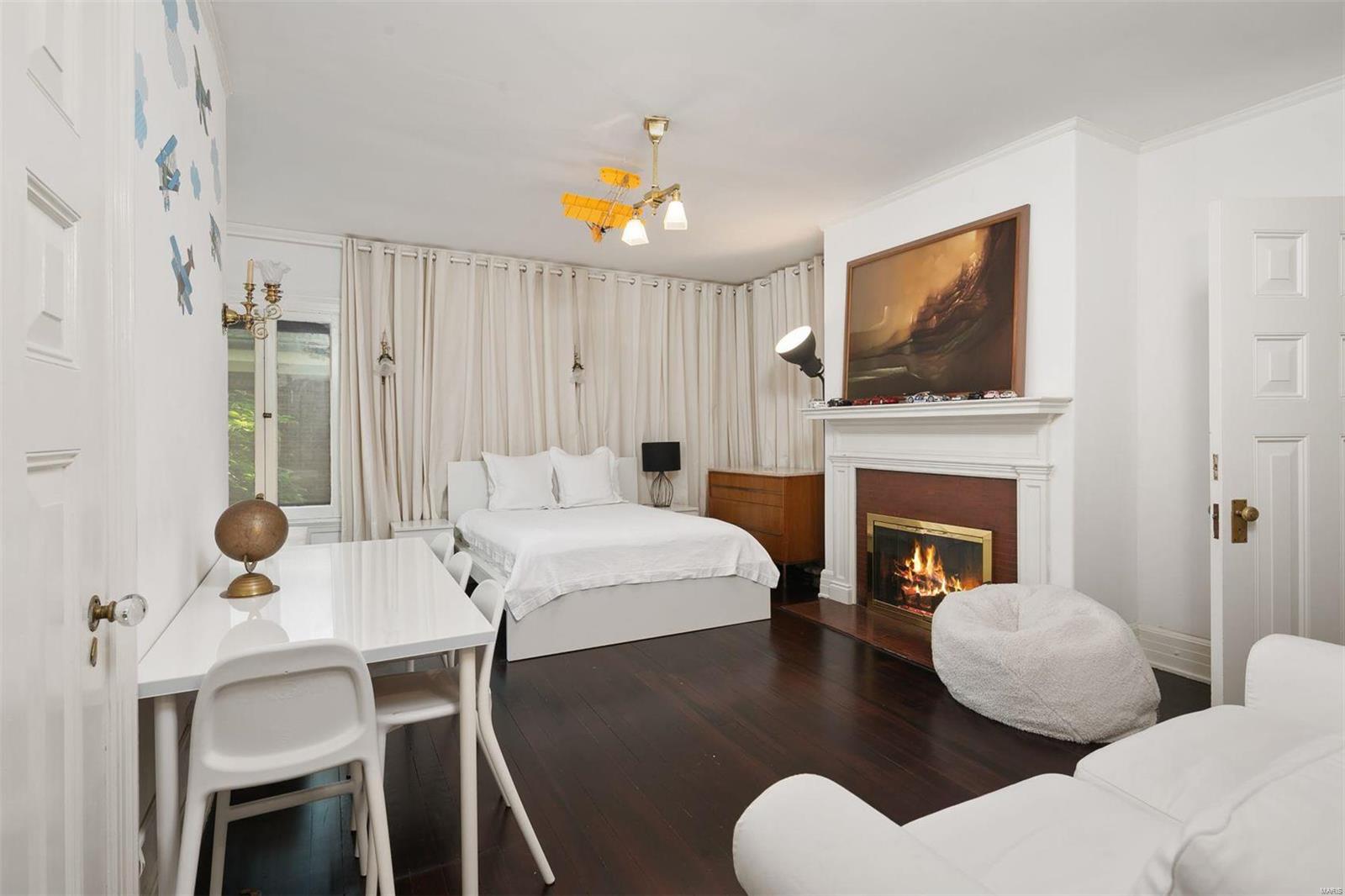 Lindells Add 02 - Residential