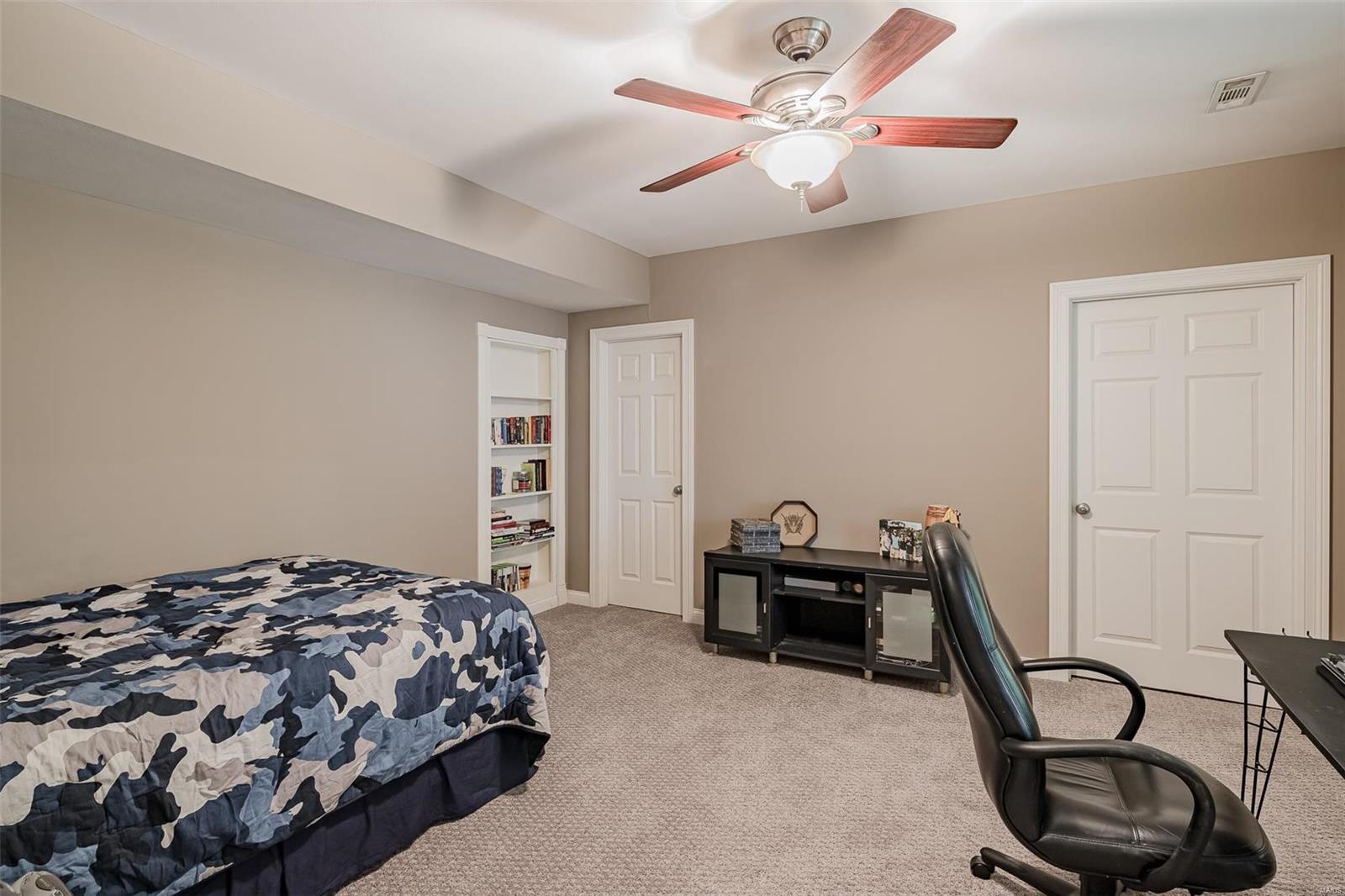 Crossing At Chesterfield The - Residential