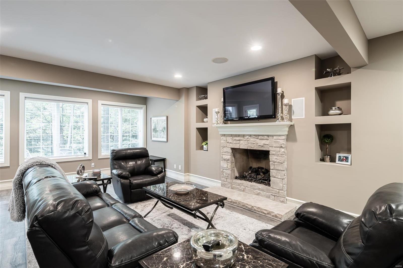 Crossing At Chesterfield The - Residential