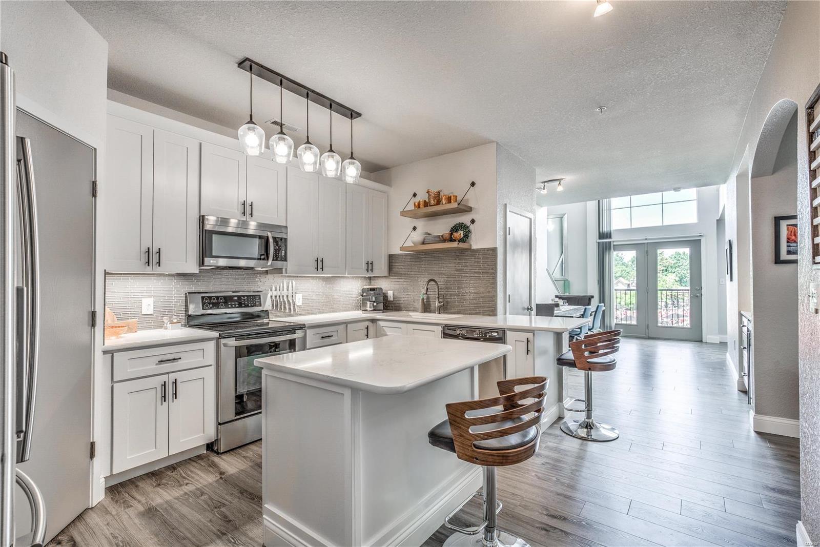 Loft Condo At Station Plaza The - Residential