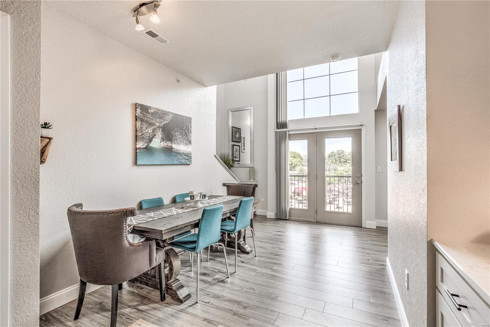 Loft Condo At Station Plaza The - Residential