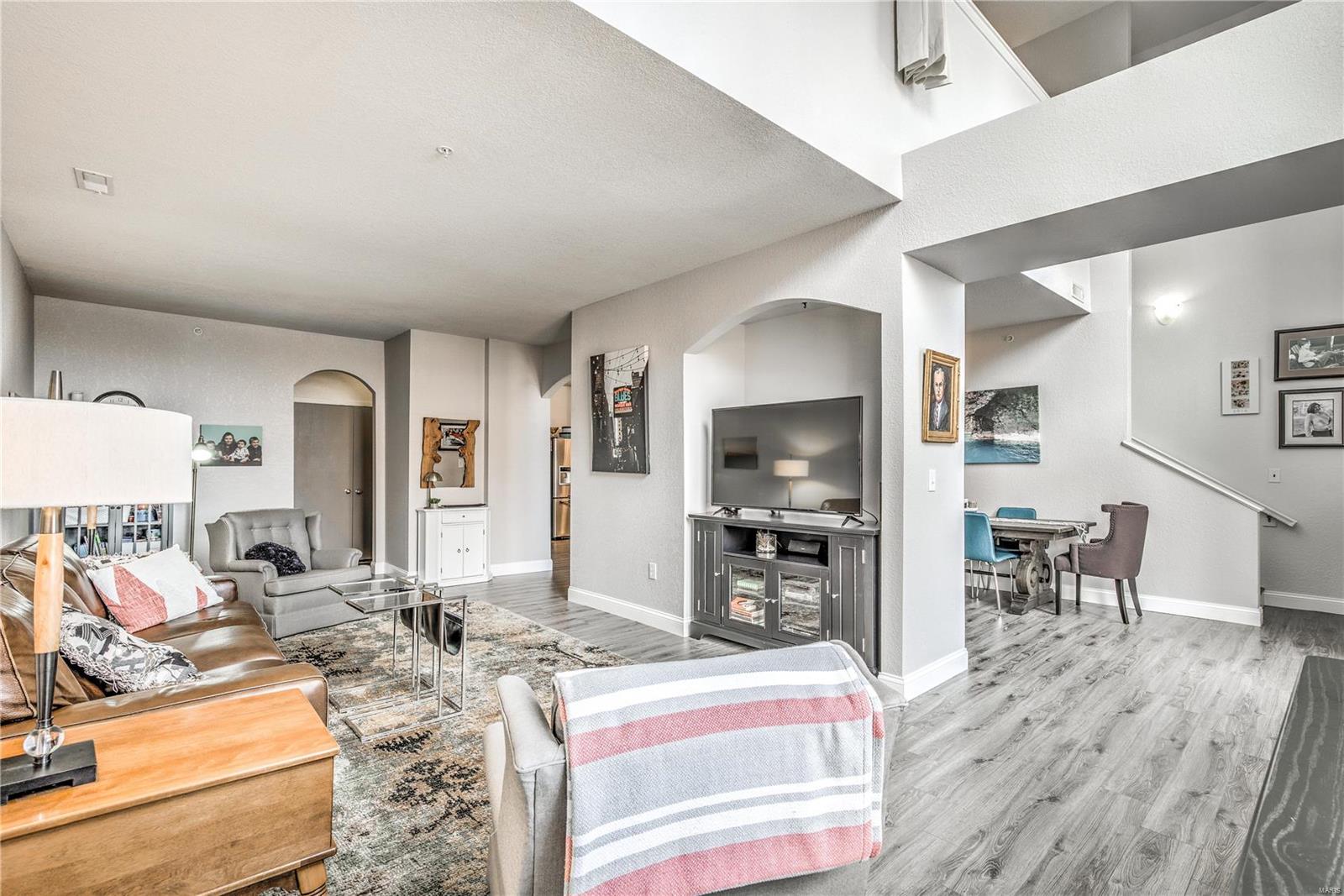 Loft Condo At Station Plaza The - Residential