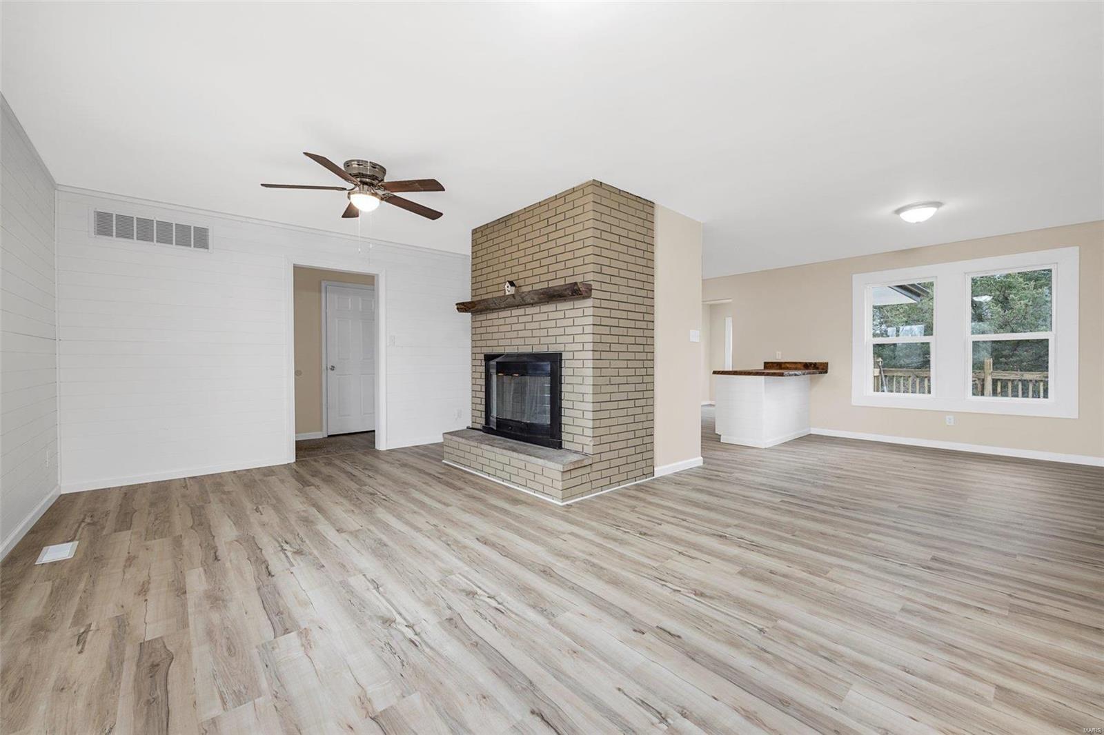 Greenwood Ac - Residential
