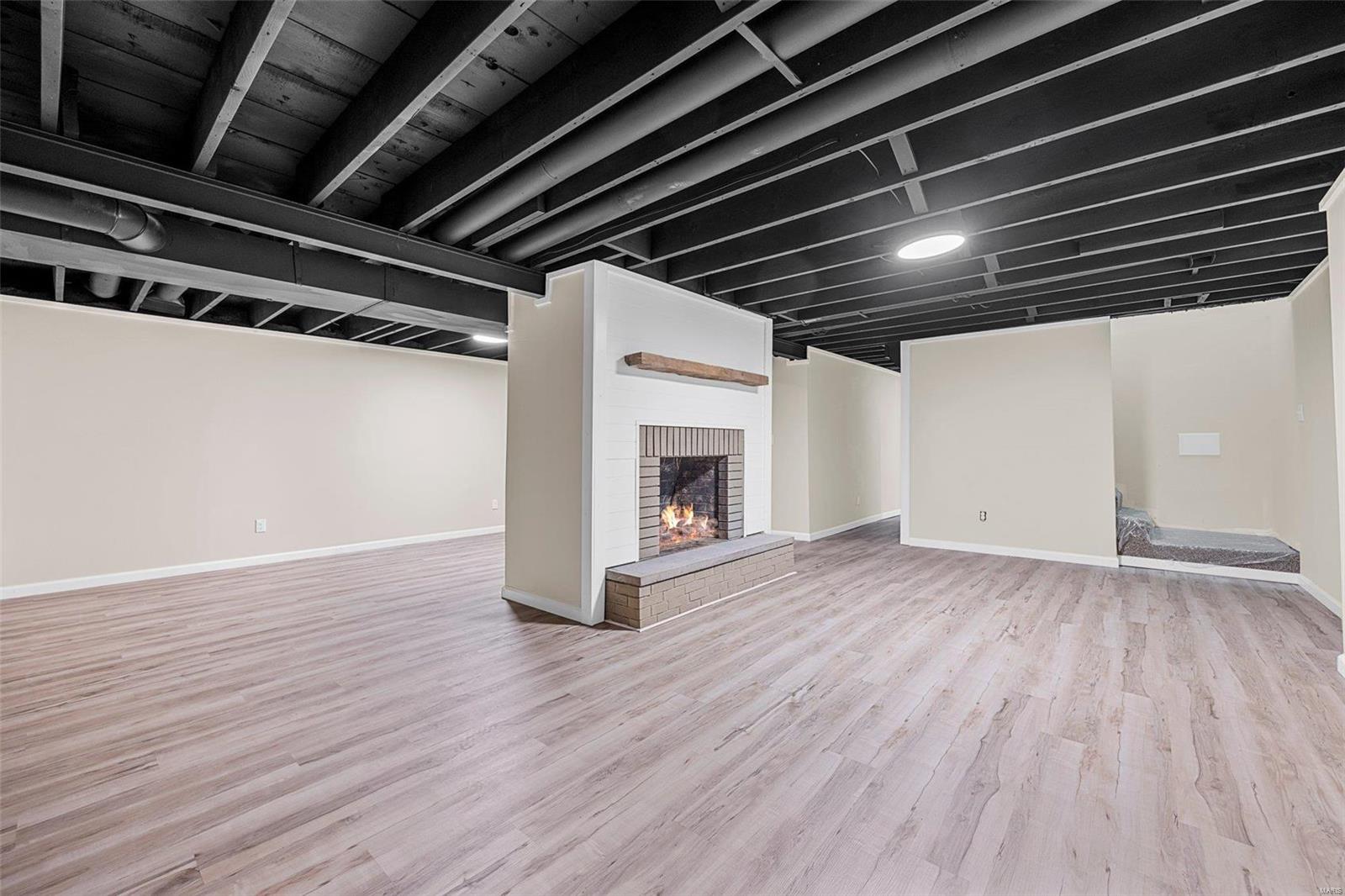 Greenwood Ac - Residential