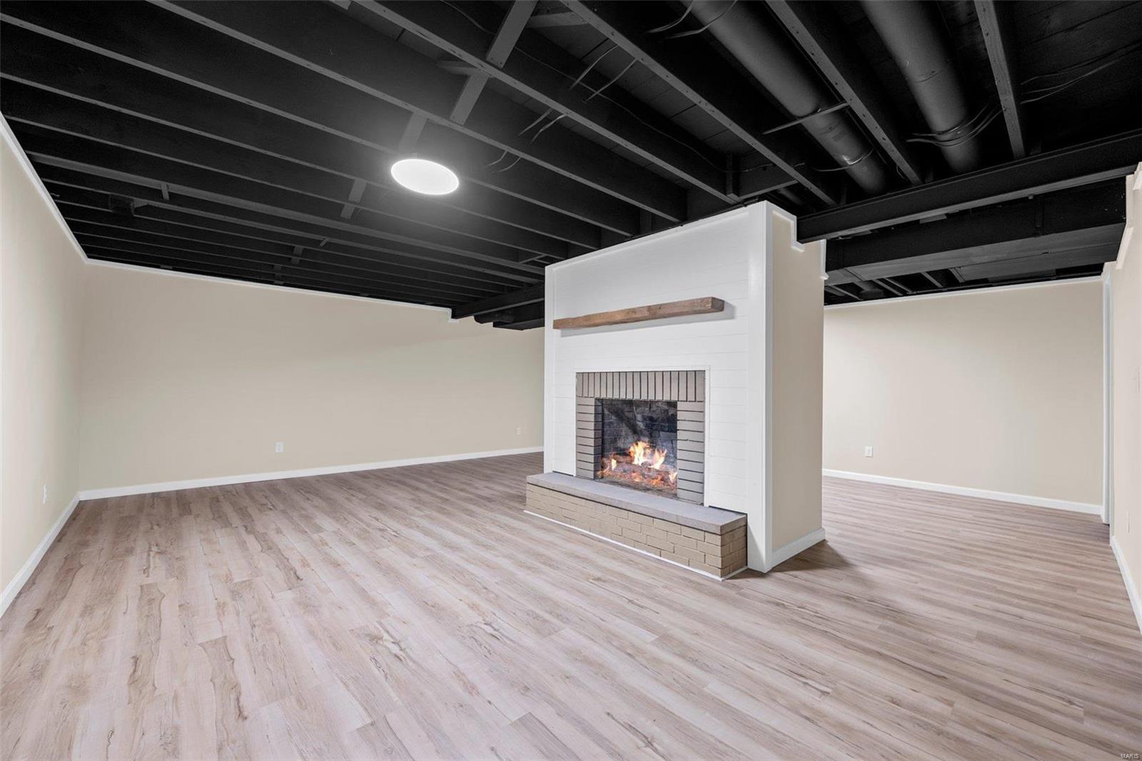 Greenwood Ac - Residential