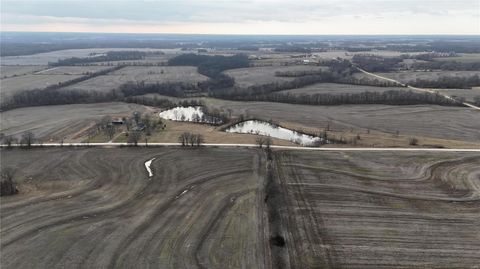 Photo of 0 Pike 409, Bowling Green, MO 63334 (MLS # 25007877)