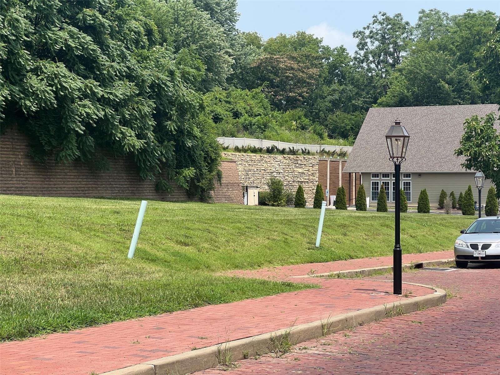 1119 S Main Street