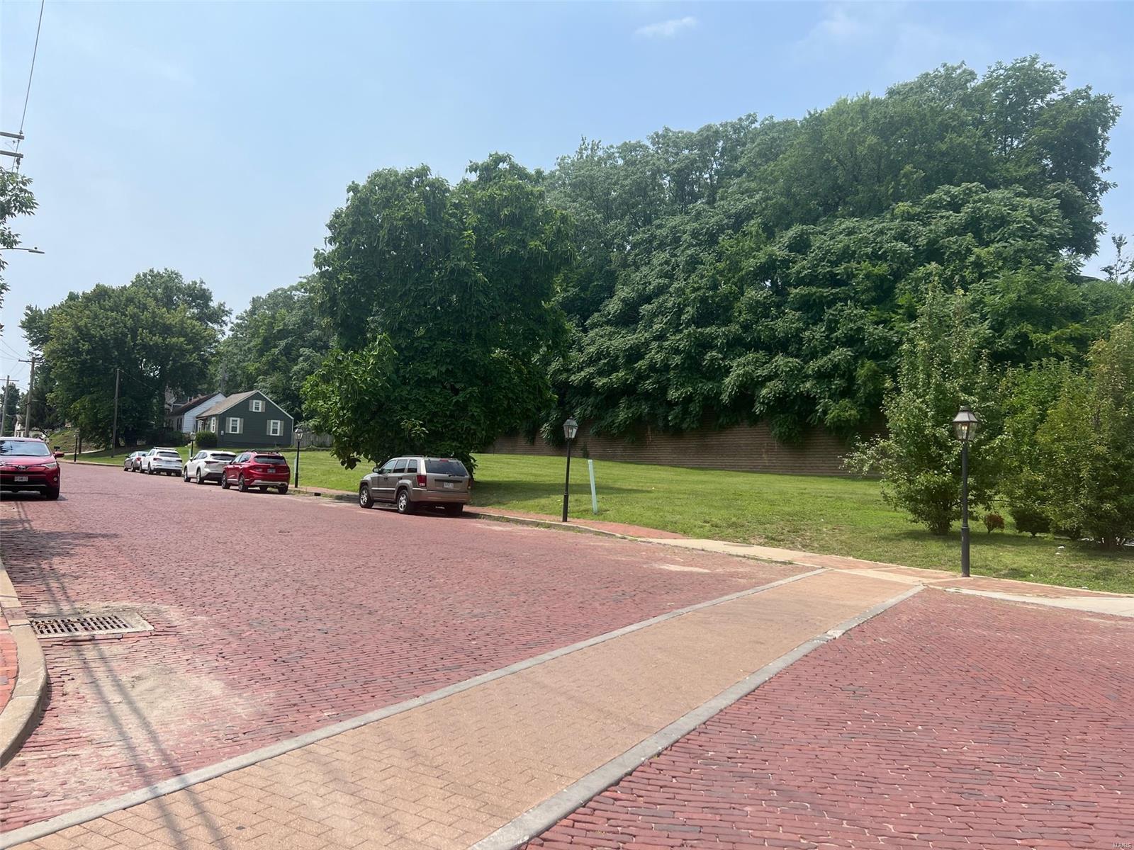 Montgomery Sub - Land