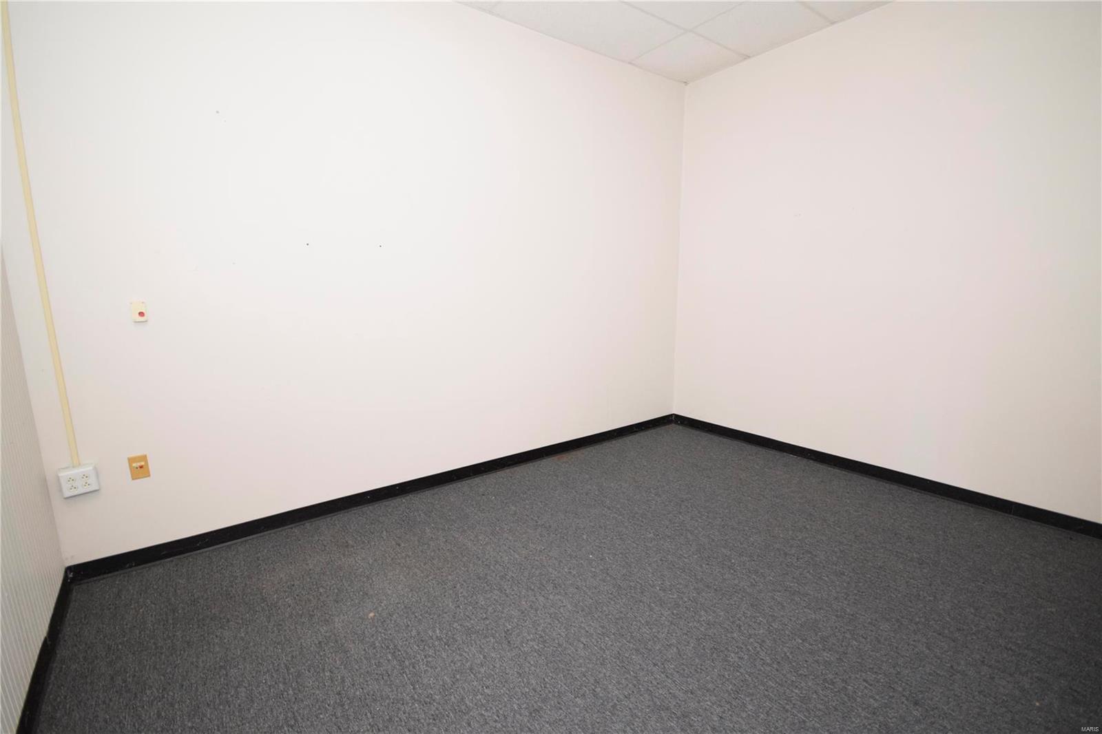 Hillsdale Amd - Commercial Lease