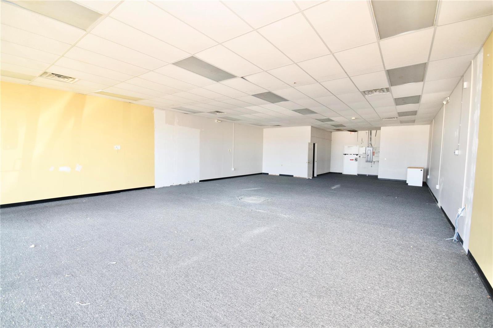 Hillsdale Amd - Commercial Lease