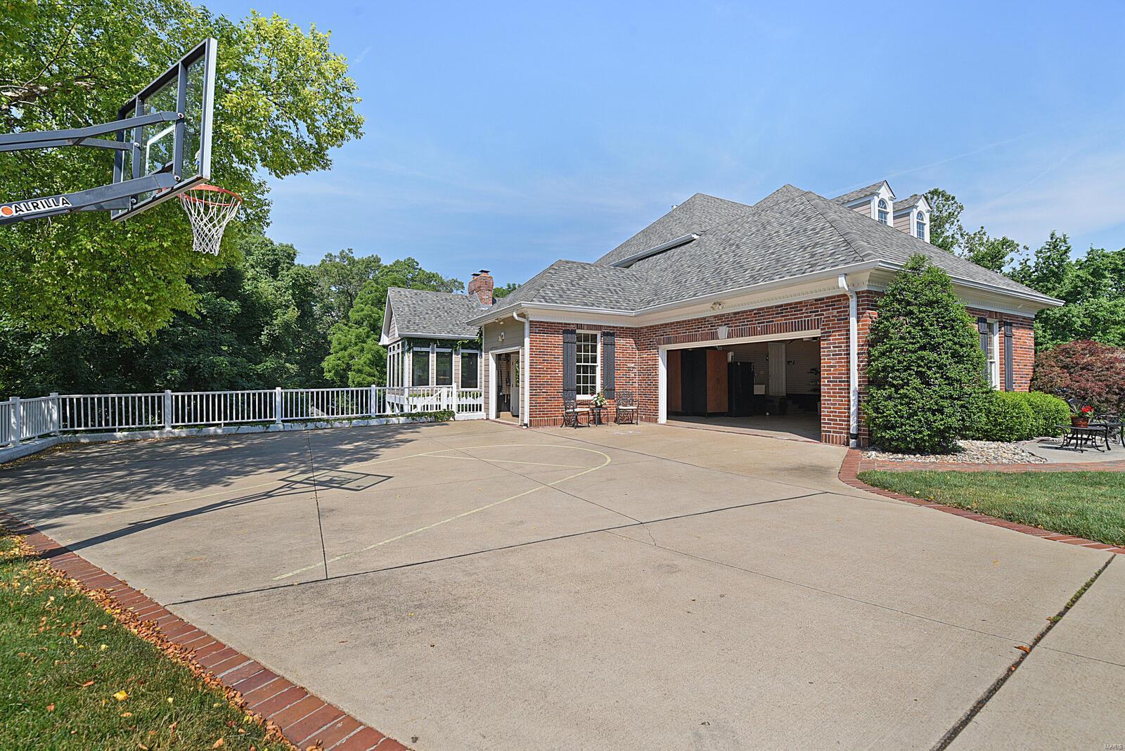 Dunhill Farm - Residential