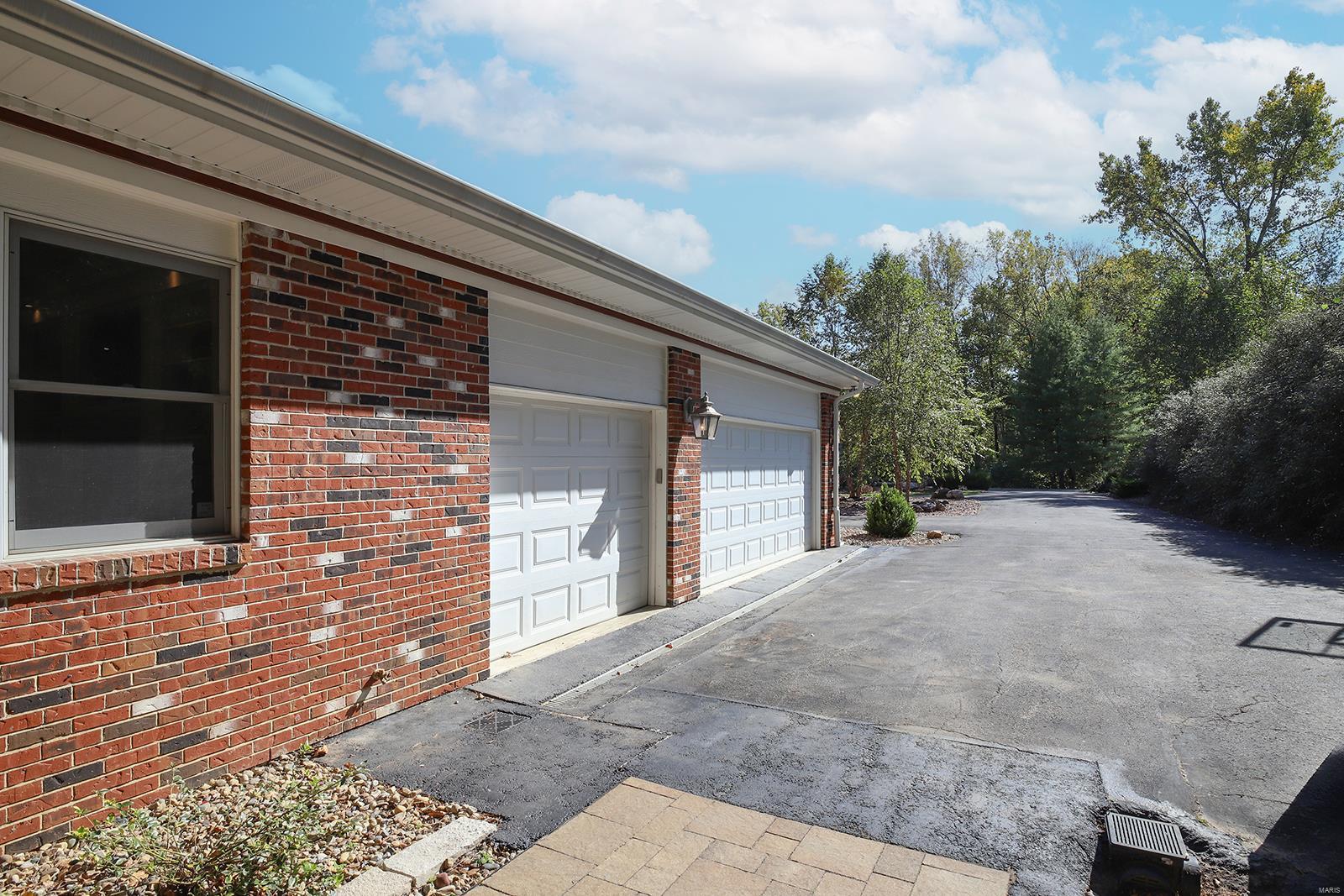 Hickory Woods - Residential