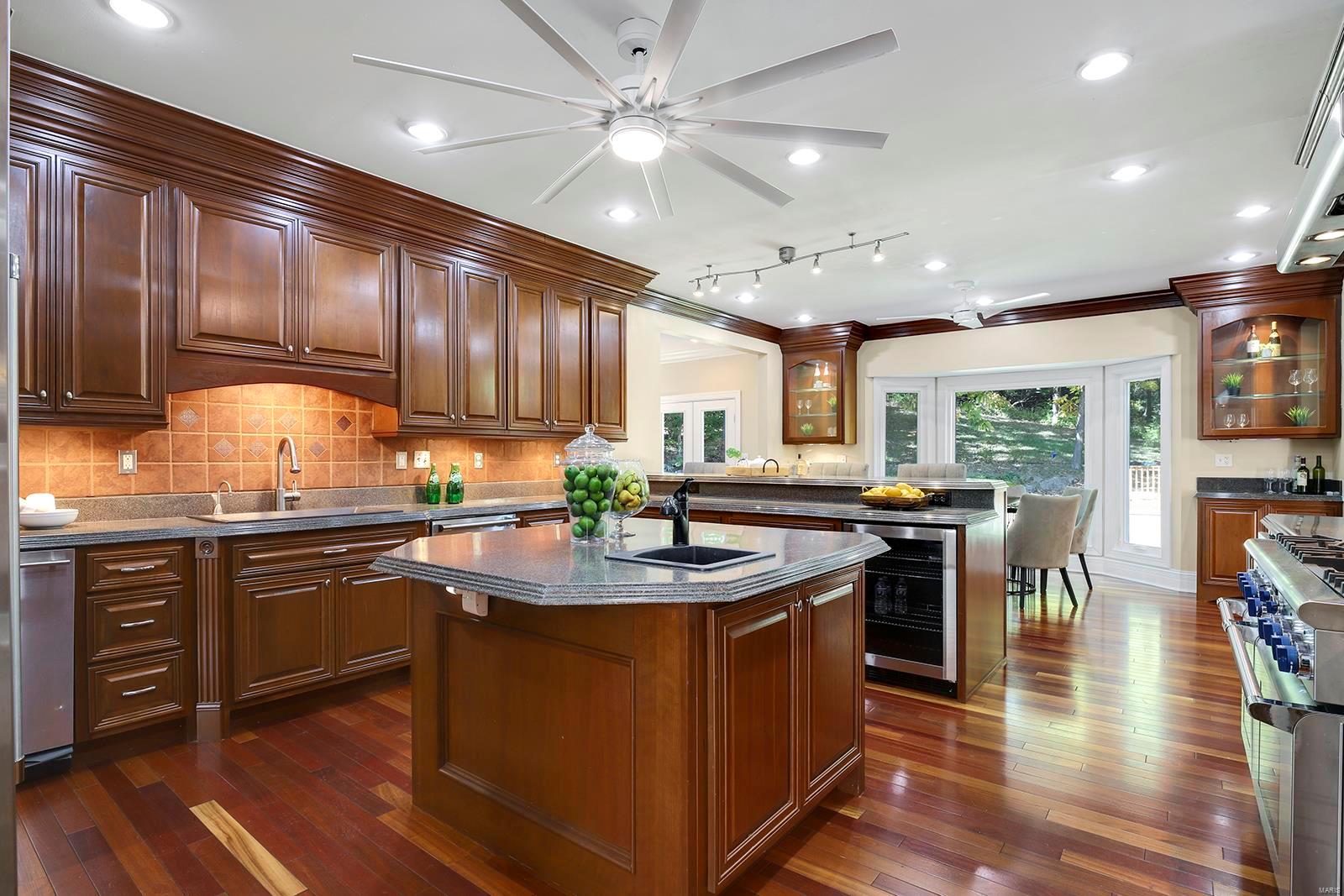 Hickory Woods - Residential