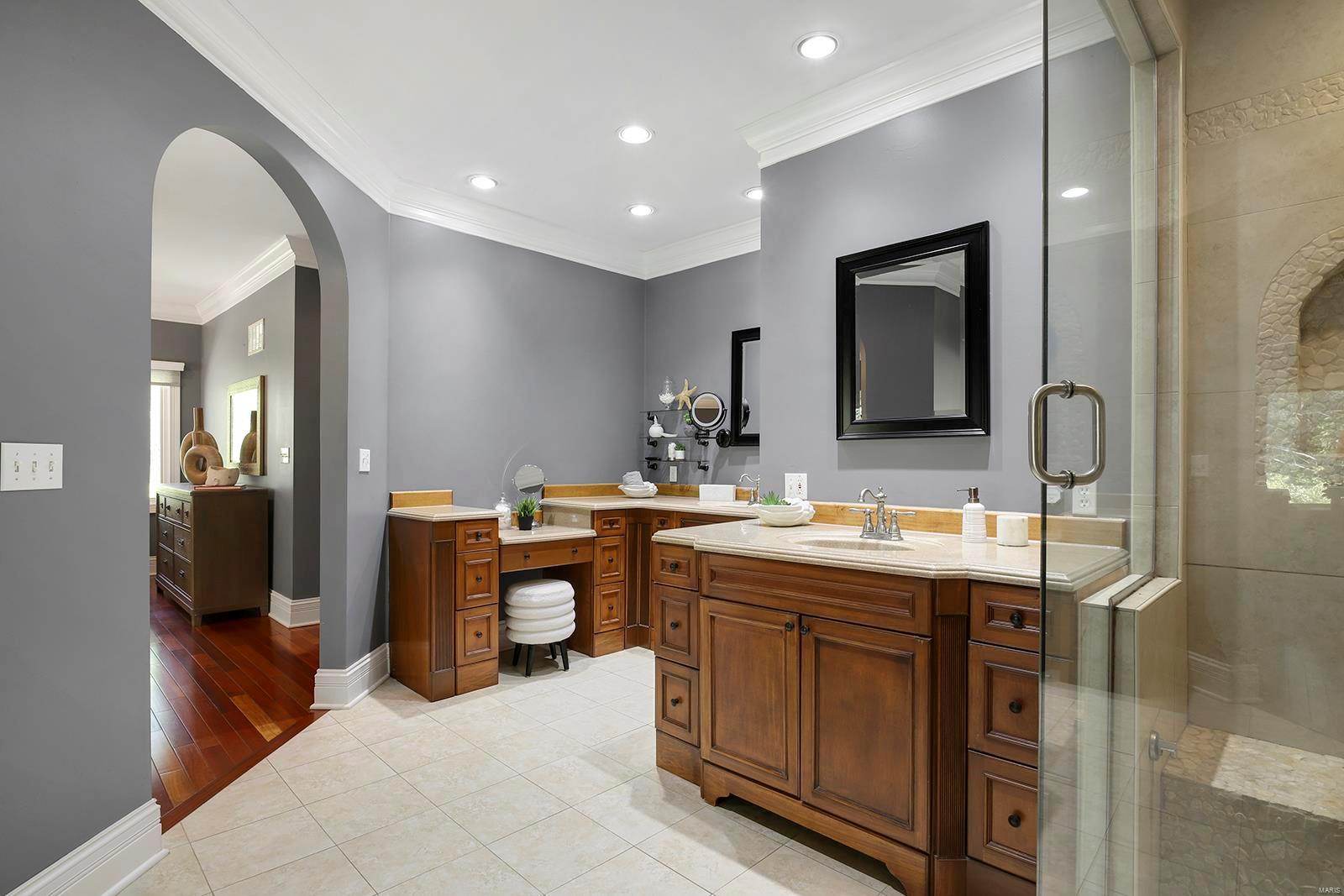 Hickory Woods - Residential