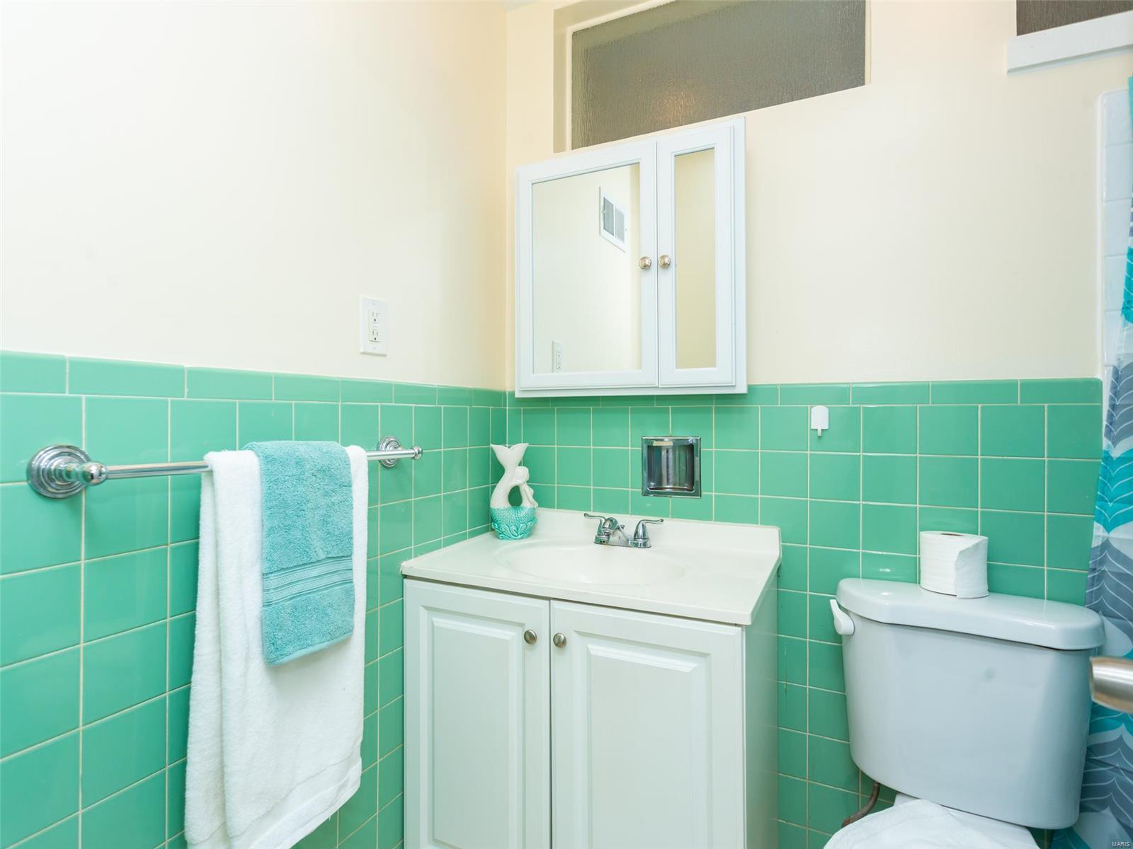 Hathaway Manor 12 - Residential