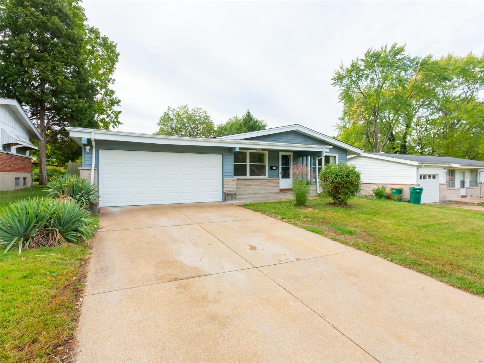 Hathaway Manor 12 - Residential