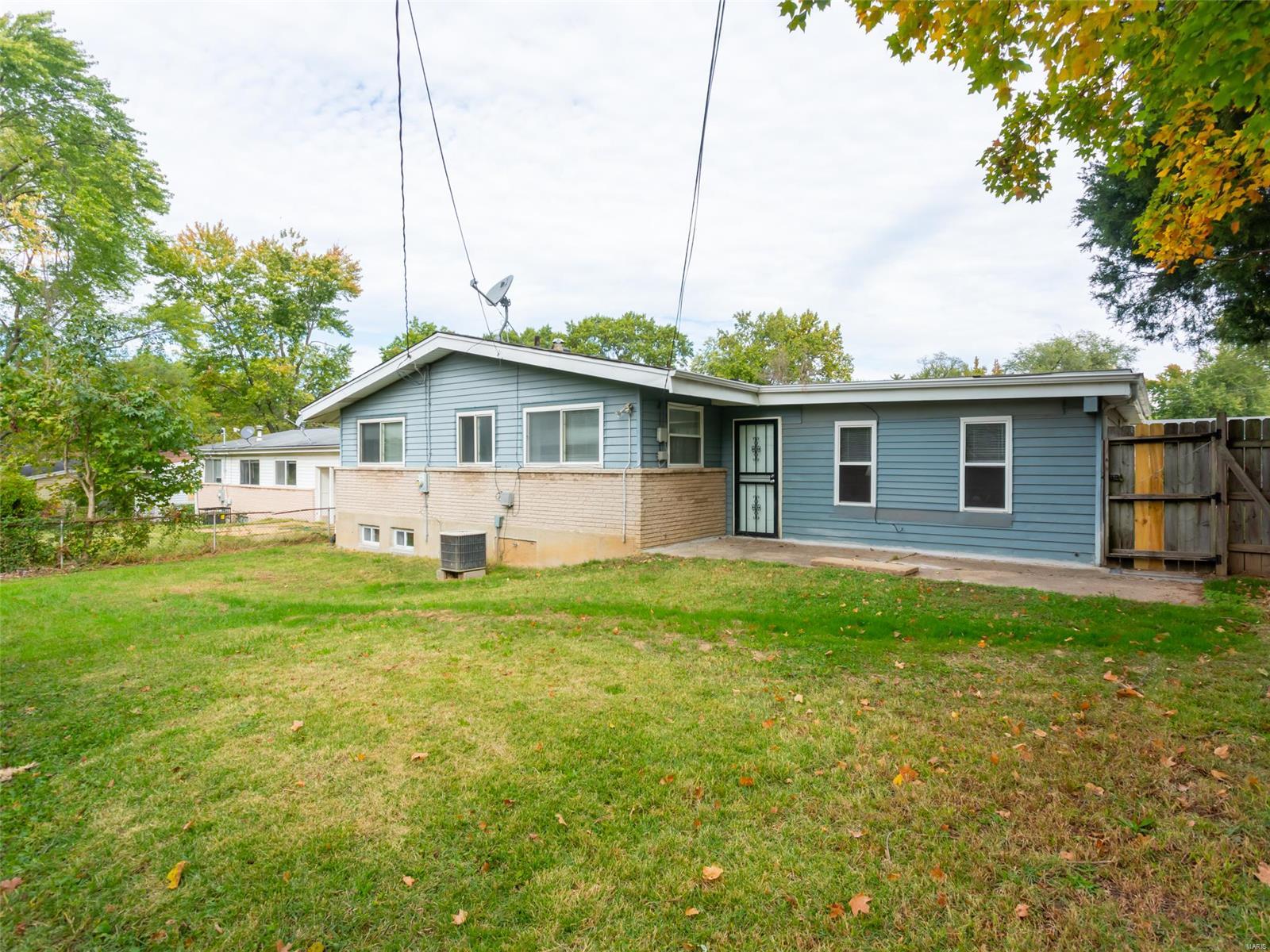 Hathaway Manor 12 - Residential