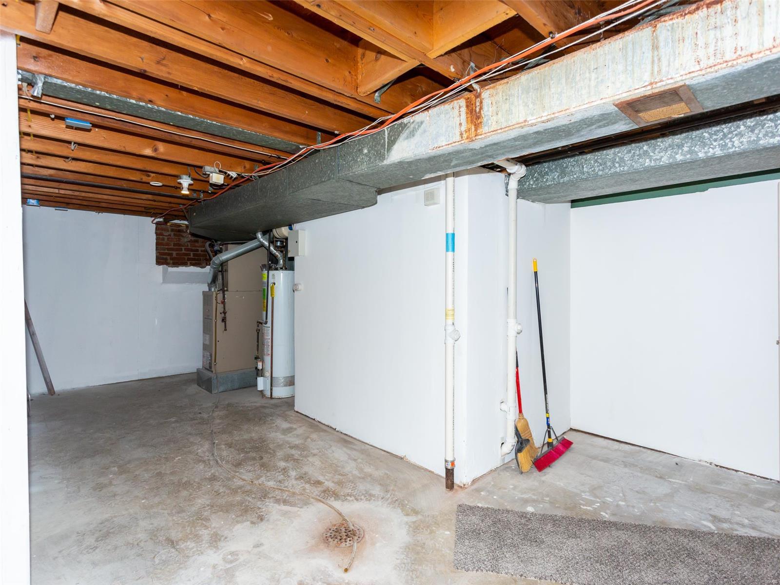 Hathaway Manor 12 - Residential