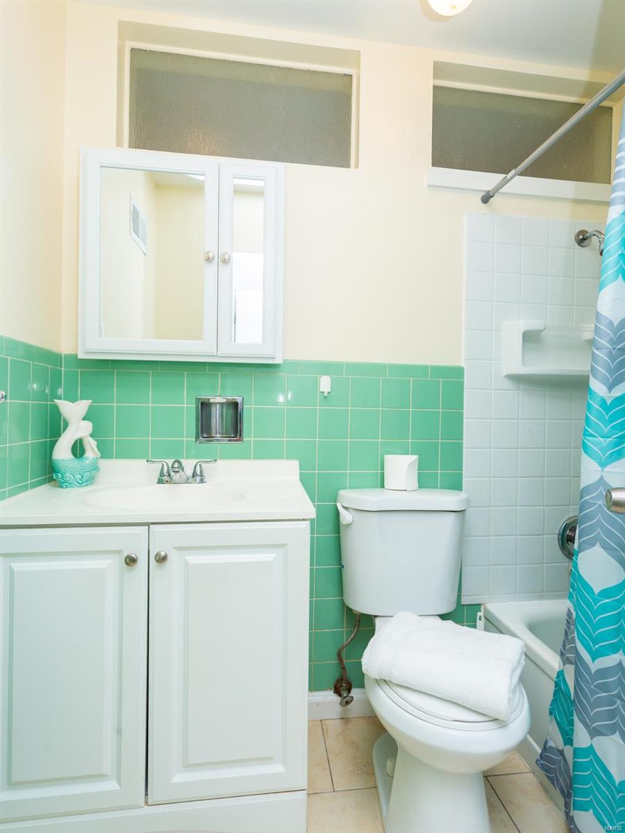 Hathaway Manor 12 - Residential