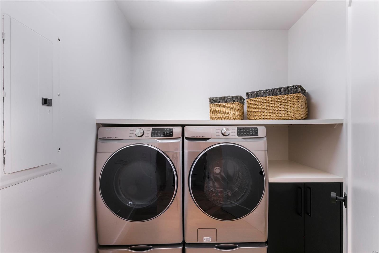 Pershing Place Condo - Residential